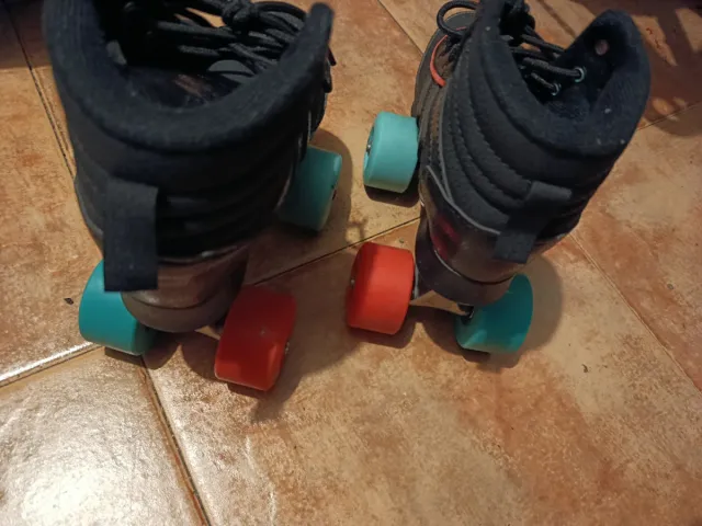 Patines cuatro ruedas talla 31