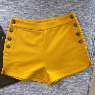 Lote de 2 pantalones cortos vestir con botones