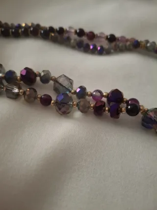 Collar con colgante de cruz