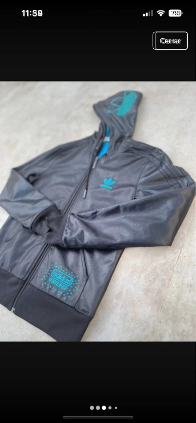 Chaqueta Adidas Negra y Azul Talla XS