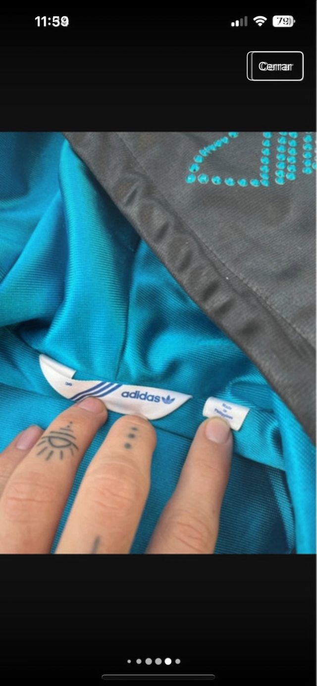 Chaqueta Adidas Negra y Azul Talla XS