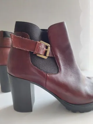 Stivaletti donna marrone con tacco grosso di 8cm