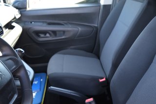 PEUGEOT Partner 1.5BlueHDI Pro Standard 600kg 75