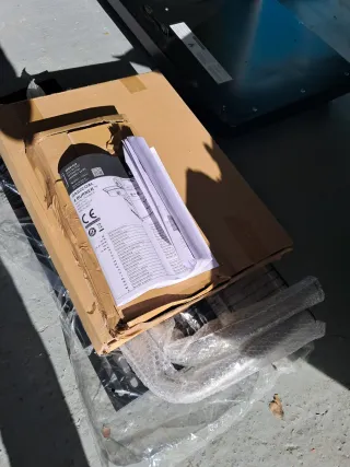 Barbacoa híbrida de 4 quemadores Char-Broil