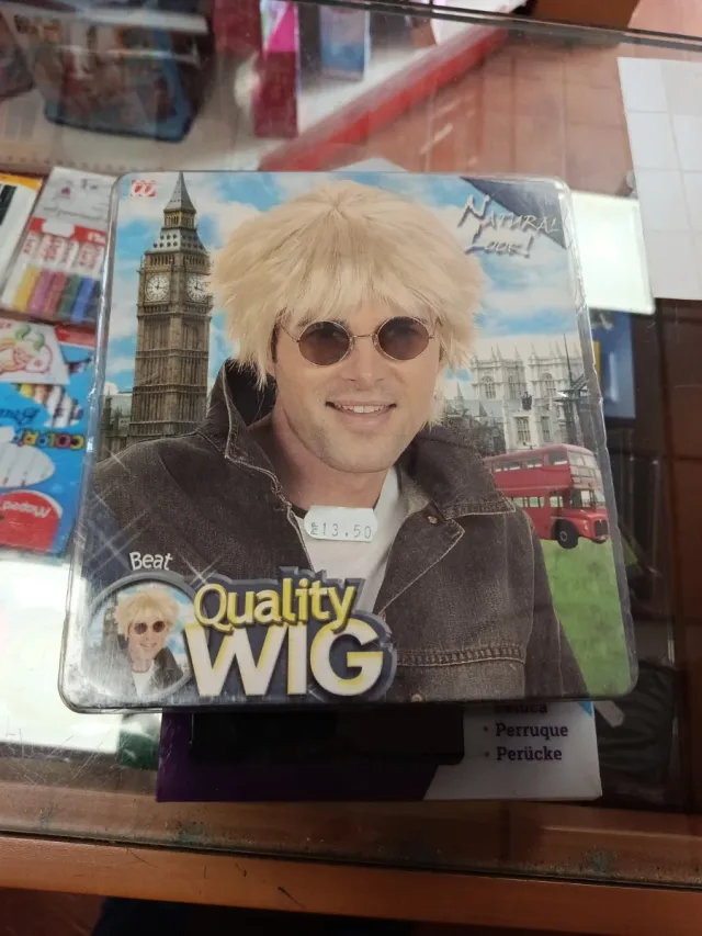 Peluca rubia hombre disfraz