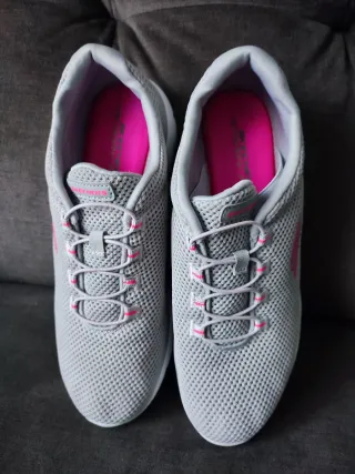 Zapatillas Skechers Mujer Gris y Rosa
