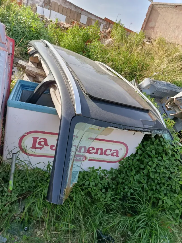 Techo solar panorámico LYNK&Co.01