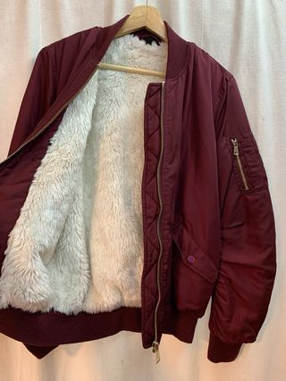 Chaqueta bomber granate de Topshop