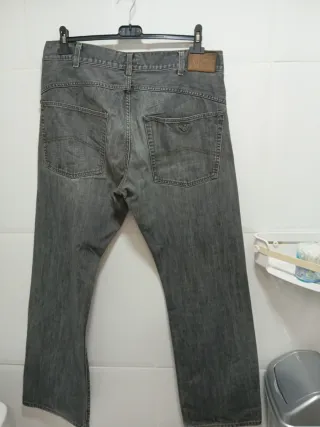 Oferta Pantalones vaqueros Armani Jeans grises