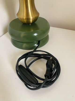 Lámpara de mesa globo cristal y metal