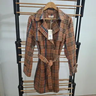 Abrigo gabardina cuadros sin estrenar
