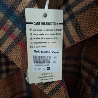 Abrigo gabardina cuadros sin estrenar