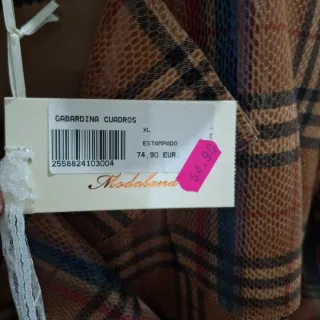 Abrigo gabardina cuadros sin estrenar