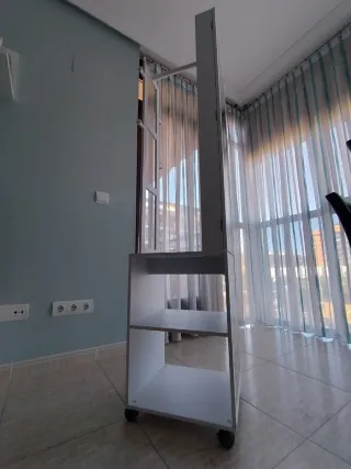 Mueble Espejo Joyero y Ropa