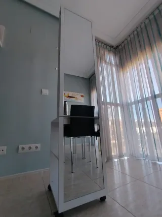 Mueble Espejo Joyero y Ropa