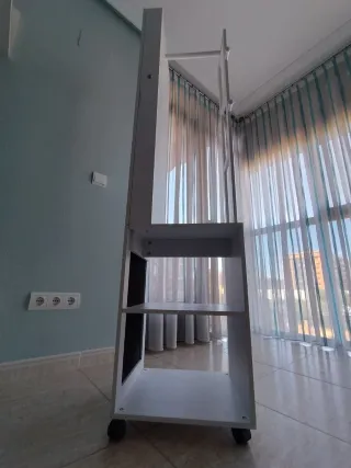 Mueble Espejo Joyero y Ropa