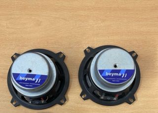2 altavoces Beyma 5 pulgadas