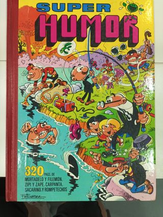 Varios libros de la colección Super Humor