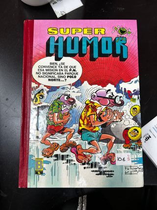 Varios libros de la colección Super Humor