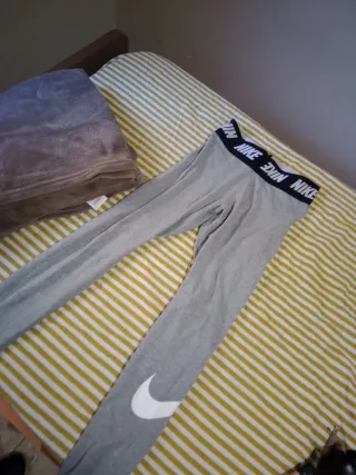 Leggings Nike Mujer Gris Talla M