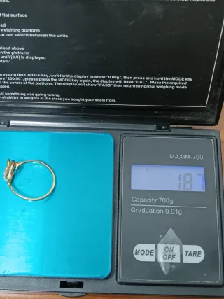 Anillo Corazón Oro 18K con Circonitas