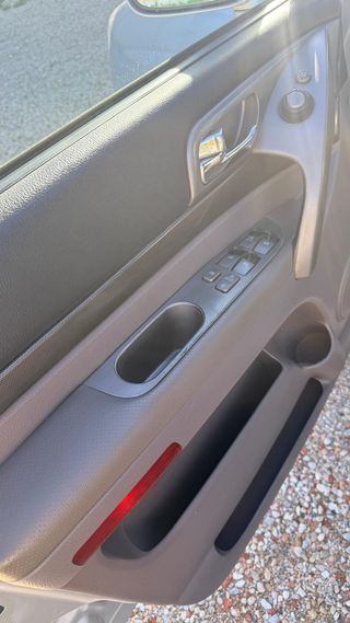 Ssangyong Rodius 2.0TD Xdi Limited