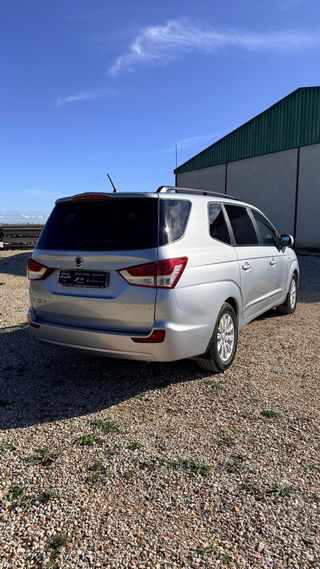 Ssangyong Rodius 2.0TD Xdi Limited