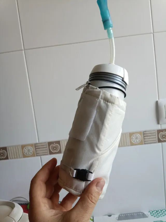 Bote Dynafit con funda térmica