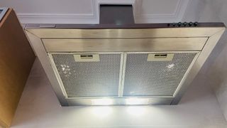 Campana extractora de humos CATA