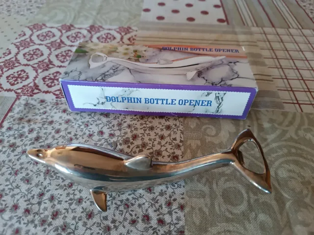 Apribottiglie a forma di delfino