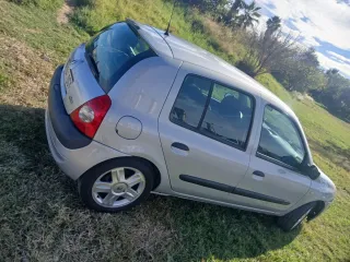 Renault Clio 2005