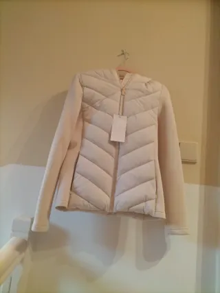 Chaqueta Zara Beige