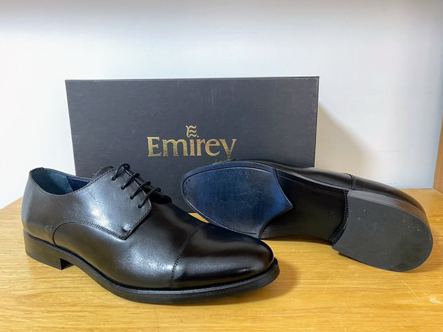 Zapatos de vestir Emirey negros