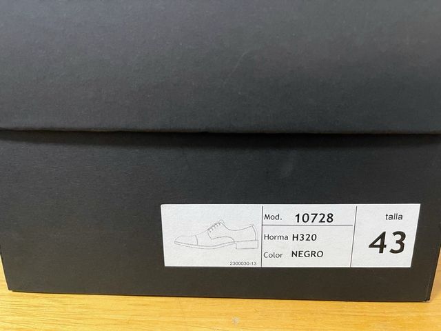 Zapatos de vestir Emirey negros