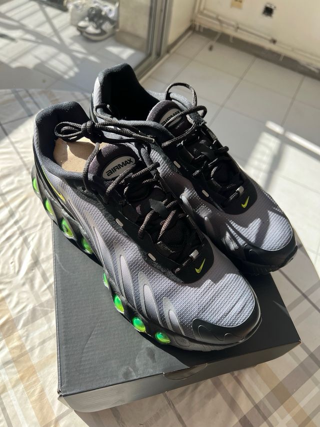 Nike Air Max DN8 Zapatillas Negras y Verdes