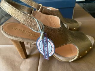 Sandalias Pedro Miralles Doradas Tacón