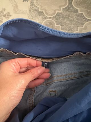 Pantalón vaquero y legging maternidad