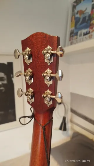 Guitarra acústica Eastman E10SS-TC