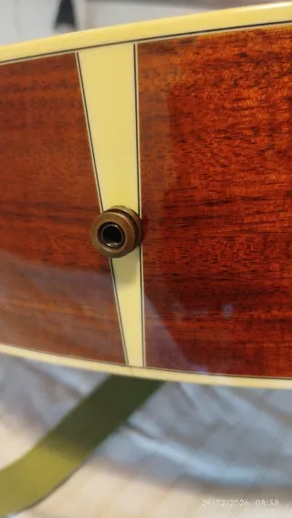 Guitarra acústica Eastman E10SS-TC