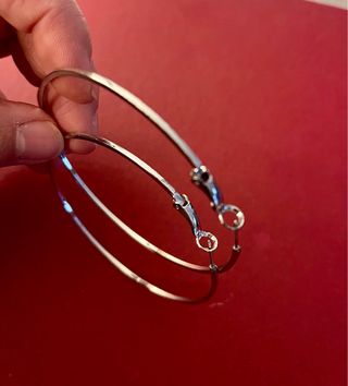 Orecchini a cerchio grandi in acciaio