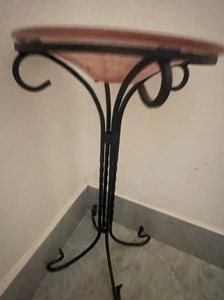 Portavaso svuotatasche in ferro battuto vintage