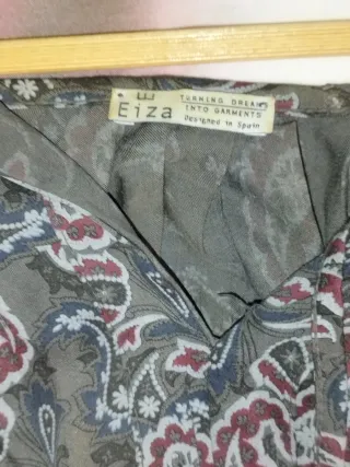 Eiza Blusa Túnica Paisley Gris Oscuro 3/4