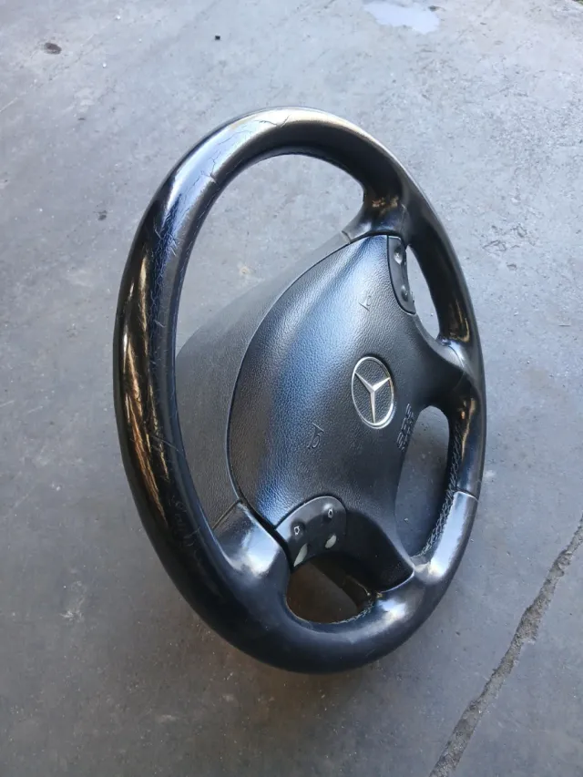 Volante Mercedes C220 W203