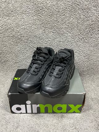 Nike Air Max 95 Triple Black Talla 42