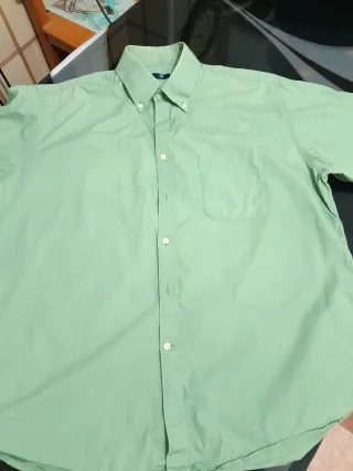 Camisa manga corta verde hombre