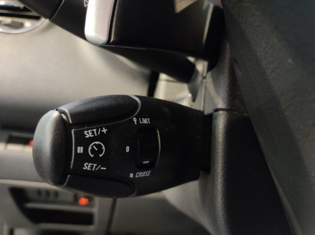 Peugeot 5008 Allure 1.6 e-HDI 112 FAP CMP B.Lion