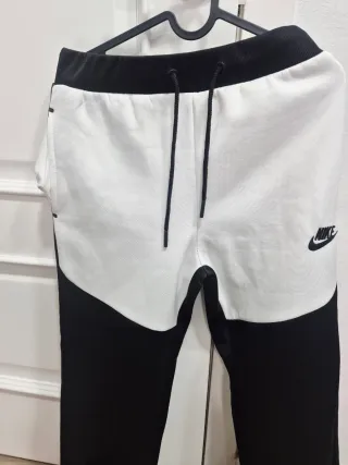 Chaqueta Nike S Blanca y Negra