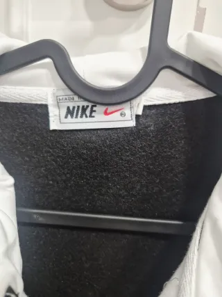 Chaqueta Nike S Blanca y Negra