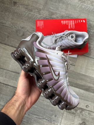 Nike Shox Talla 42 EU Nuevas con etiquetas