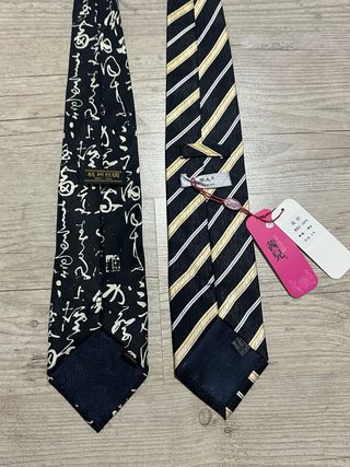Pack 2 Corbatas Seda China Negra y Dorada